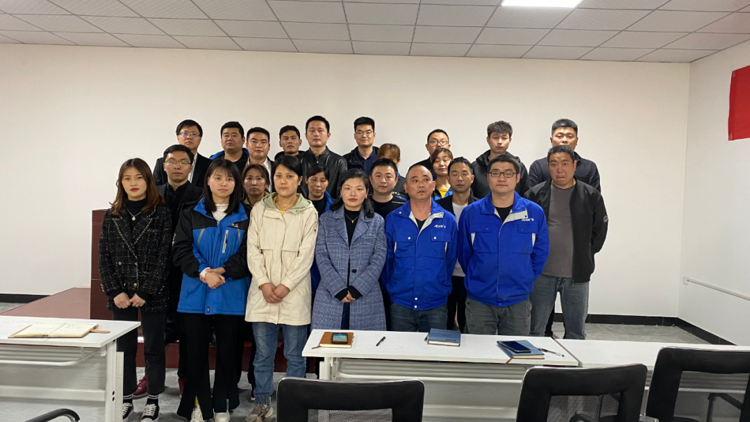 龍勝管業(yè)“精益注塑·標(biāo)桿工廠”項目正式啟動！